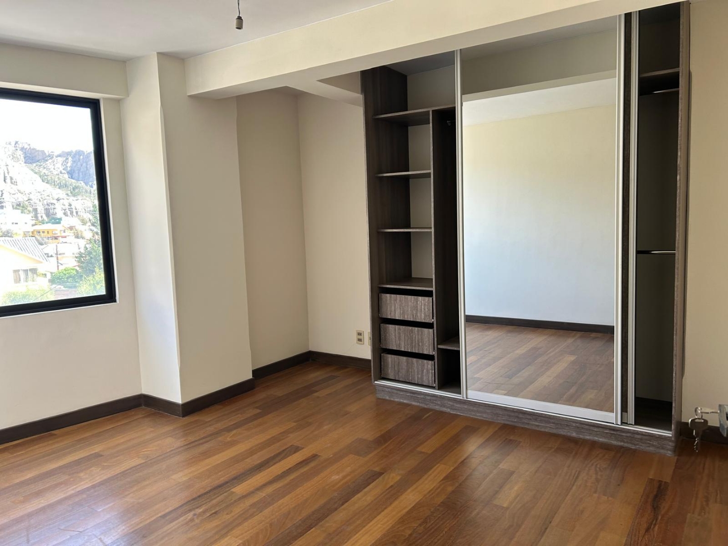 Casa en VentaLos Pinos Edificio Betel 3 dormitorios 2 baños 1 parqueos Foto 8