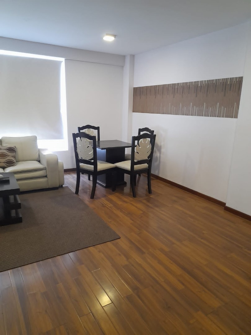 En Alquiler a $us 480 Foto 6