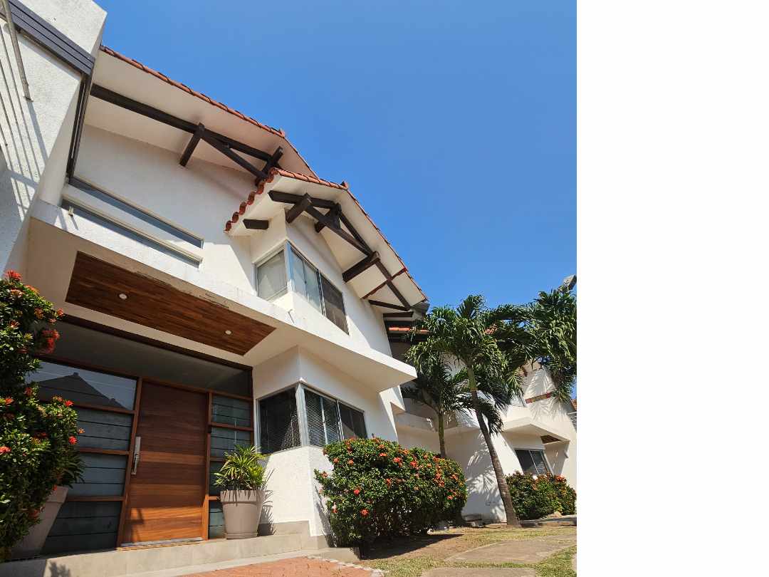 En Venta a $us 296,000 Foto 4