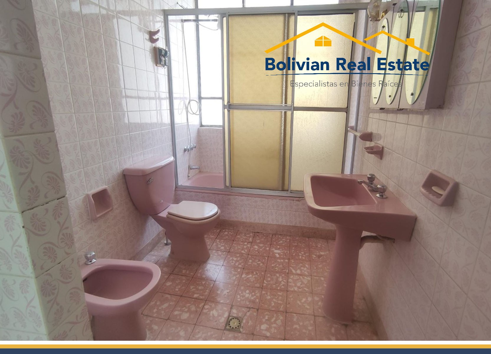 Casa en Irpavi en La Paz 7 dormitorios 6 baños 3 parqueos Foto 18