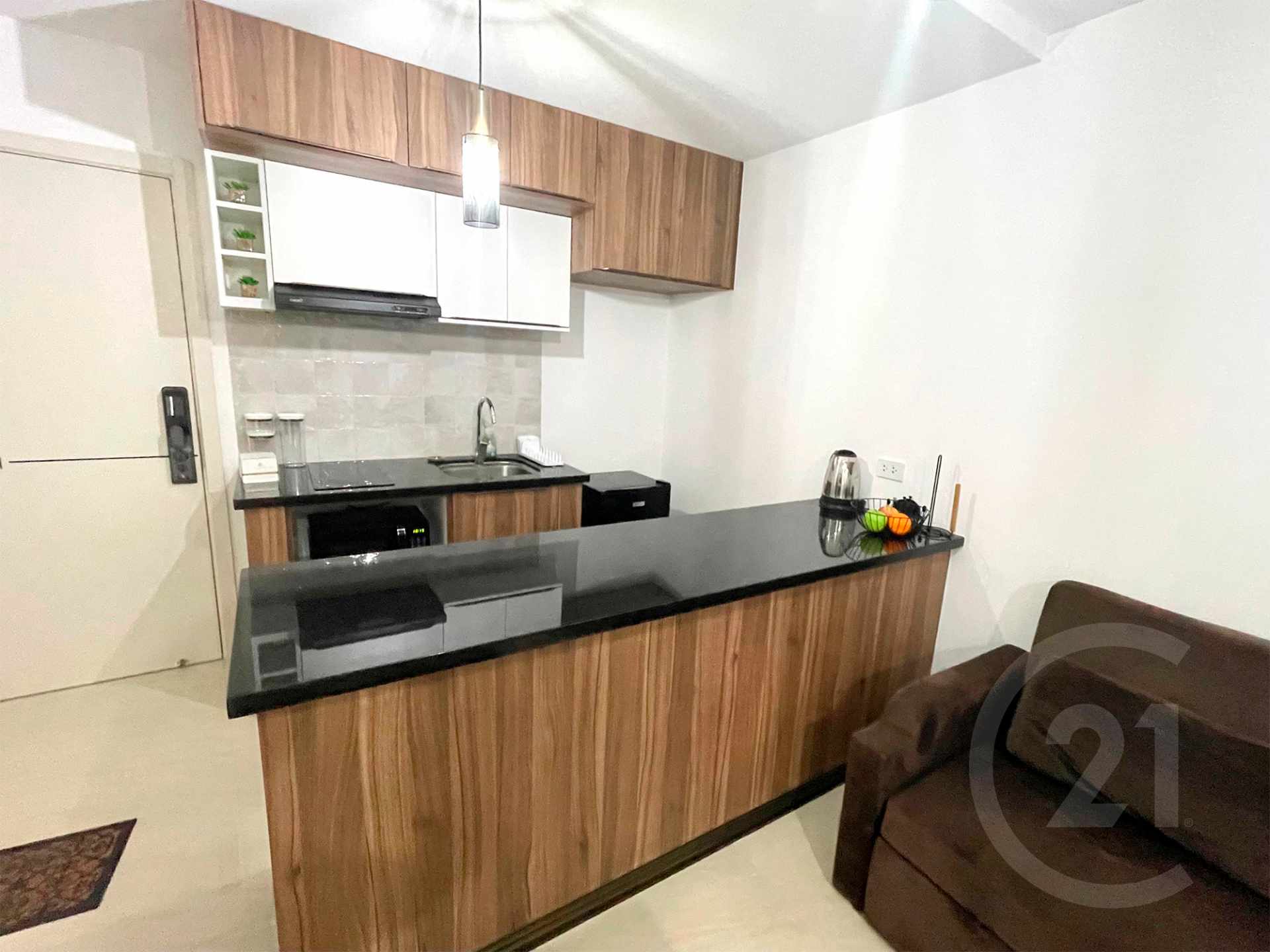 Departamento en Entre 2do y 3er anillo Norte en Santa Cruz de la Sierra 1 dormitorios 1 baños  Foto 3
