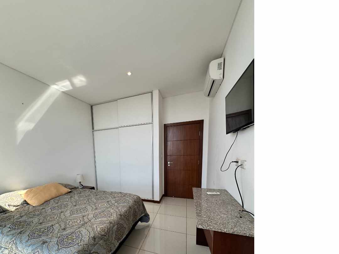 Departamento en Alquiler[PLATINUM 1| EQUIPETROL NORTE] ALQUILER AMOBLADO DEPARTAMENTO 1 DORMITORIO CON BALCON CERCA DE MANZANA 40 Y MALL VENTURA 1 dormitorios 1 baños  Foto 11