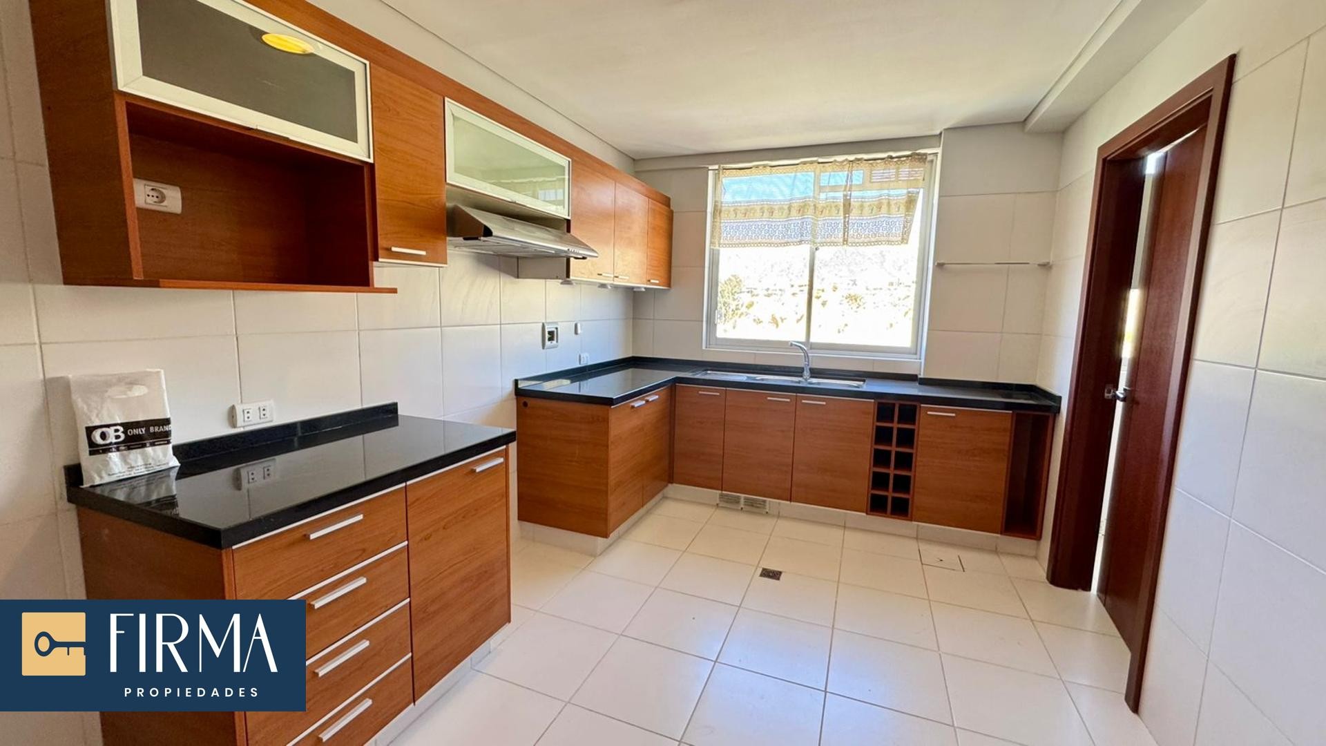 En Alquiler a Bs 6,500 Foto 3