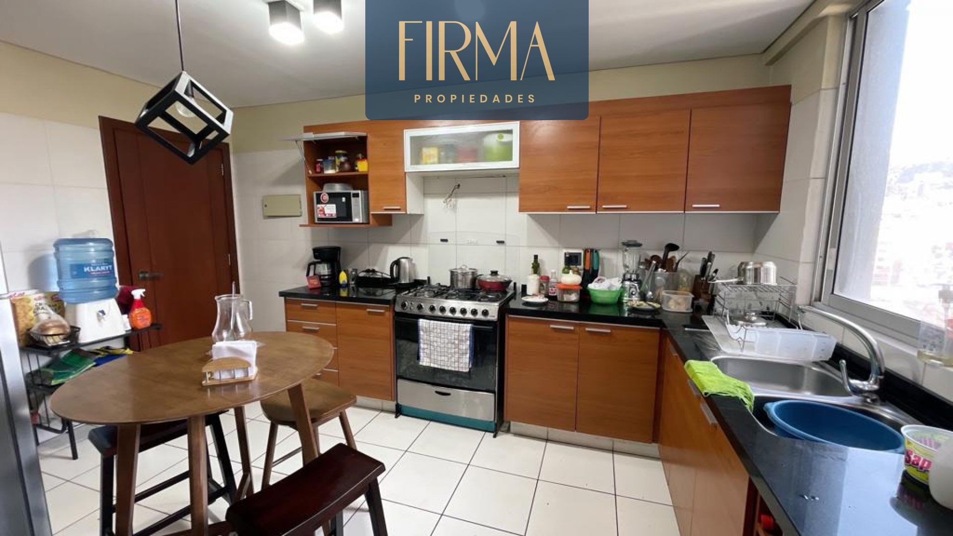 Departamento en VentaDEPARTAMENTO EN VENTA EN OBRAJES - PISO ALTO 3 dormitorios 4 baños 1 parqueos Foto 4