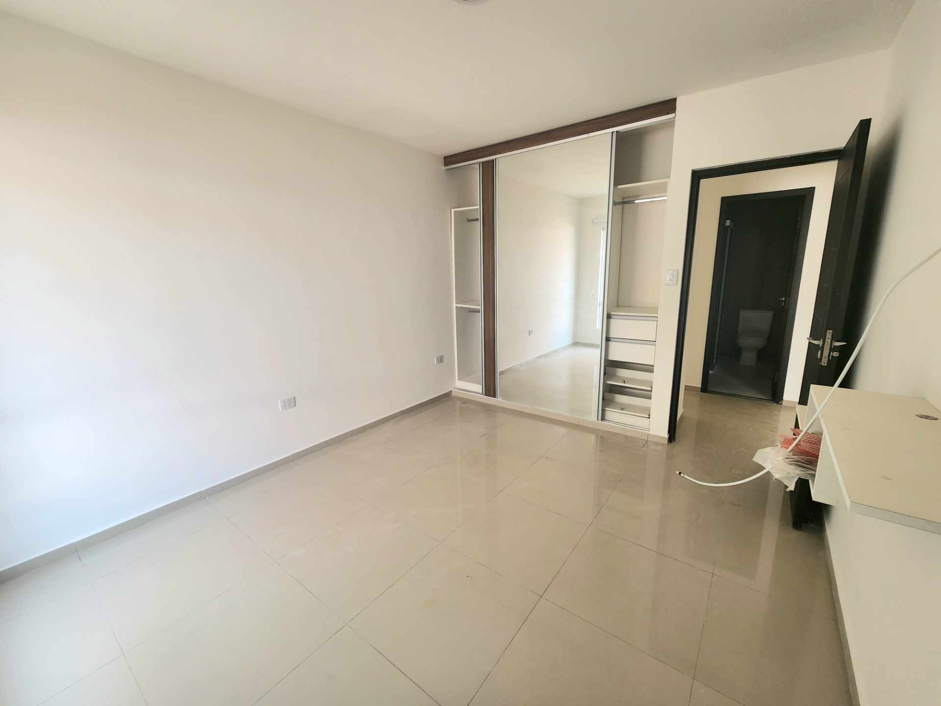 Casa en Entre 6to y 7mo anillo Oeste en Santa Cruz de la Sierra 3 dormitorios 2 baños 2 parqueos Foto 16