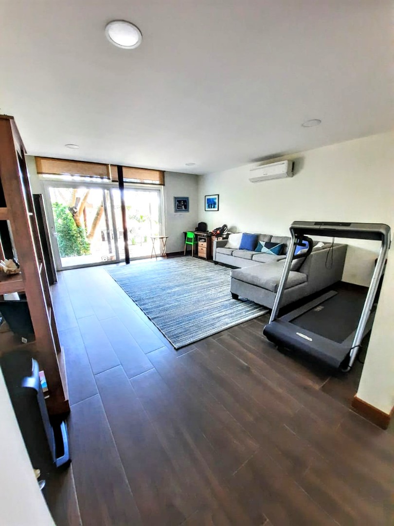 Casa en Urubó en Santa Cruz de la Sierra 5 dormitorios 5 baños 3 parqueos Foto 15