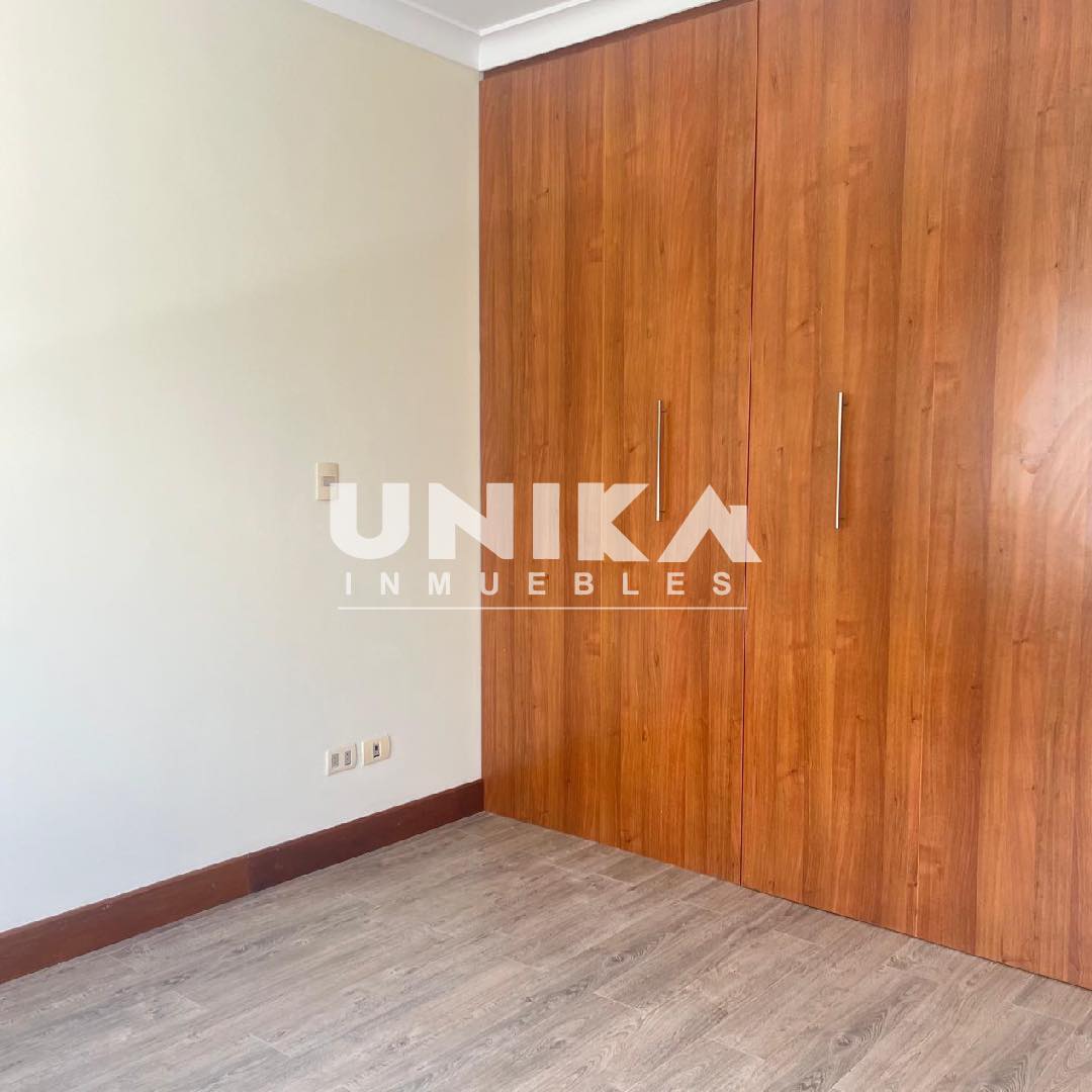 En Alquiler a Bs 10,000 Foto 17