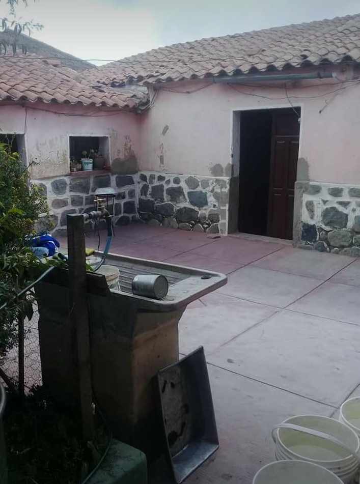 Casa en VentaCALLE PISAGUA 4 dormitorios 1 baños  Foto 3