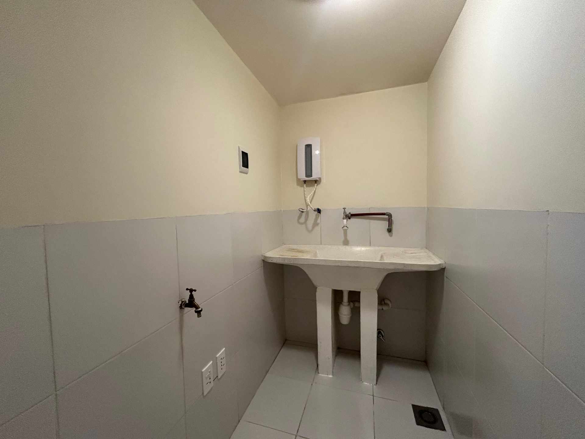 Departamento en VentaDEPARTAMENTO EN VENTA DE 2 DORMITORIOS EN ACHUMANI (SECTOR ASILO) 2 dormitorios 2 baños 1 parqueos Foto 17