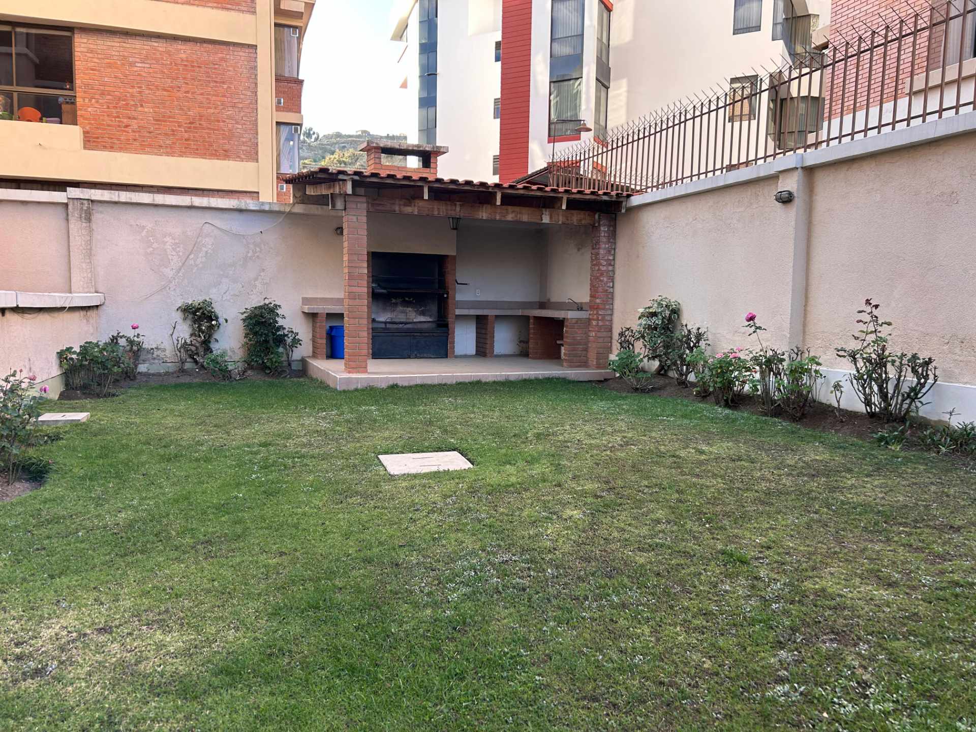 Departamento en AlquilerALQUILA TU DEPARTAMENTO DE 4 DORMITORIOS EN ACHUMANI  Foto 10