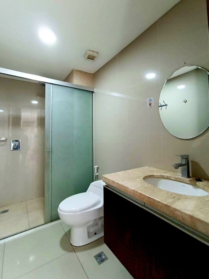 Casa en AlquilerLas Palmas
Zona Residencial 4 dormitorios 5 baños 3 parqueos Foto 16