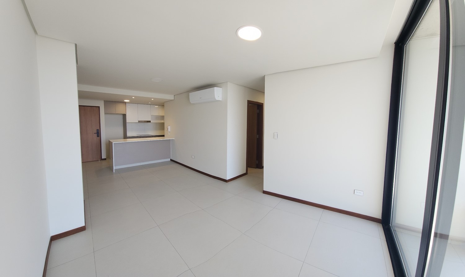 En Alquiler a $us 550 Foto 13