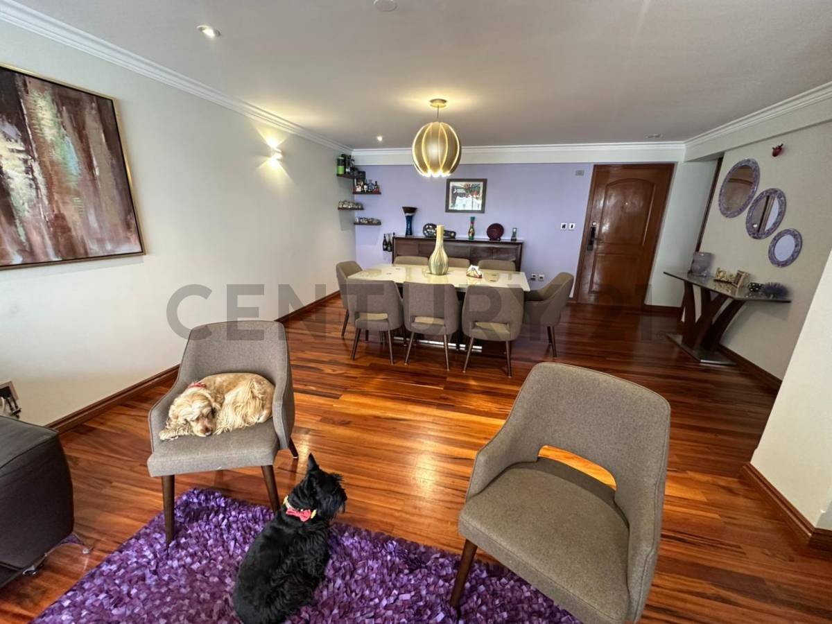 En Alquiler a $us 2,200 Foto 15