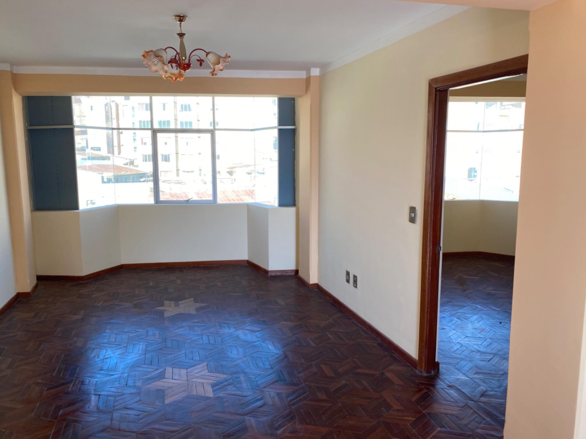 Edificio en VentaALTO SAN PEDRO   CALLLE: JORGE DE LÁ REZA #1581   27 dormitorios 13 baños 10 parqueos Foto 14