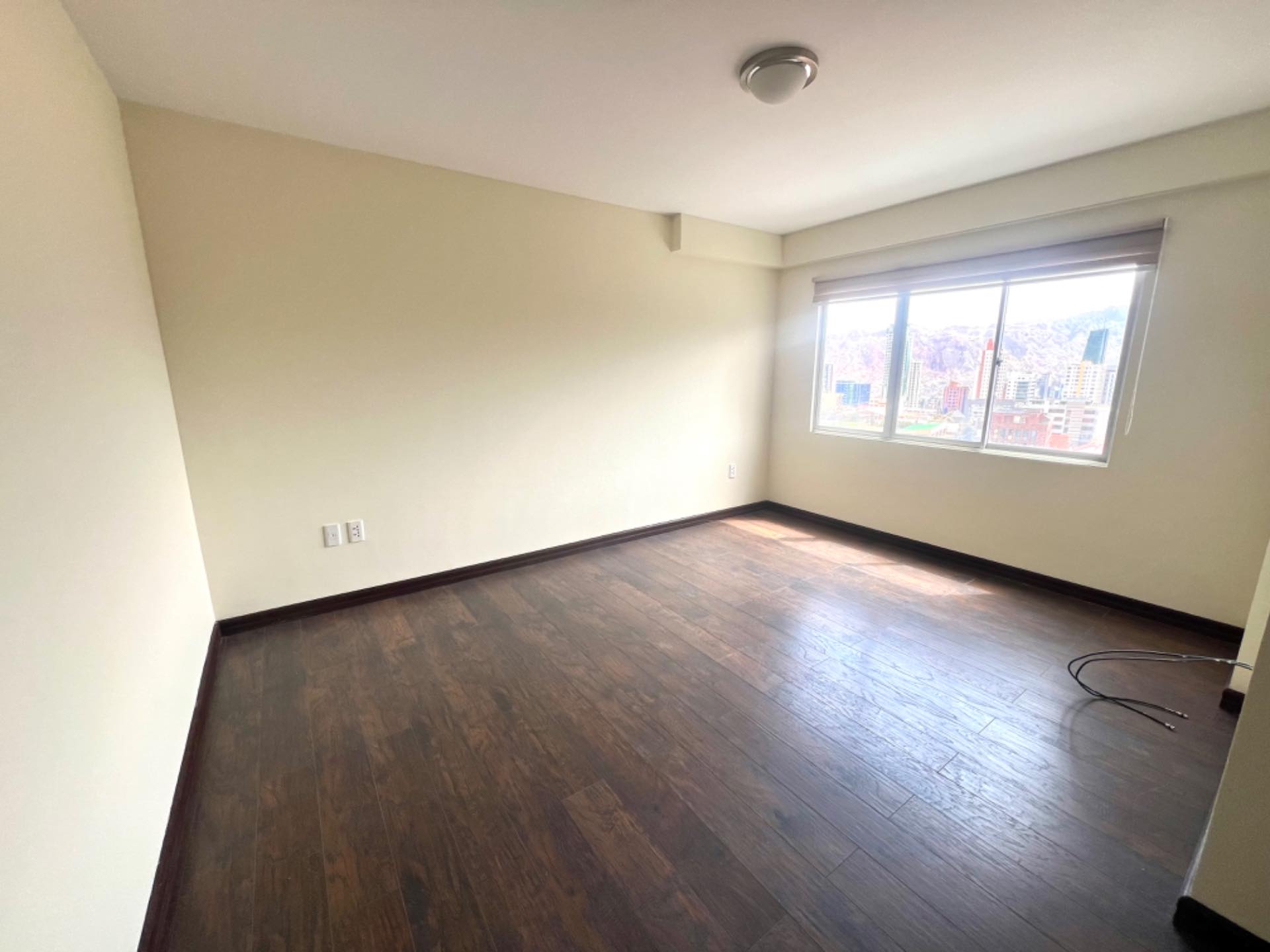 Departamento en AlquilerAchumani  3 dormitorios 5 baños 1 parqueos Foto 18