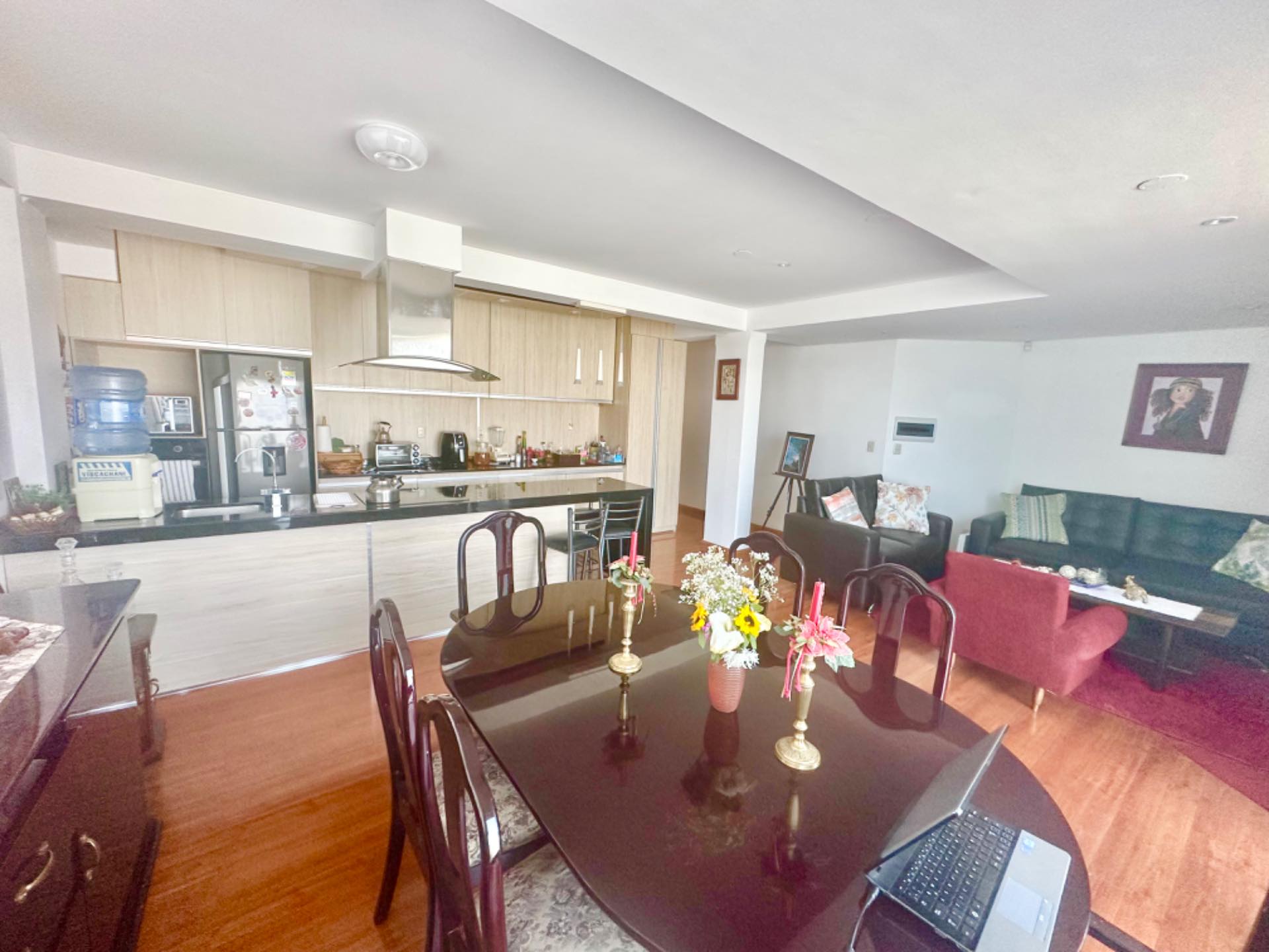 Departamento en Achumani en La Paz 3 dormitorios 2 baños 1 parqueos Foto 6