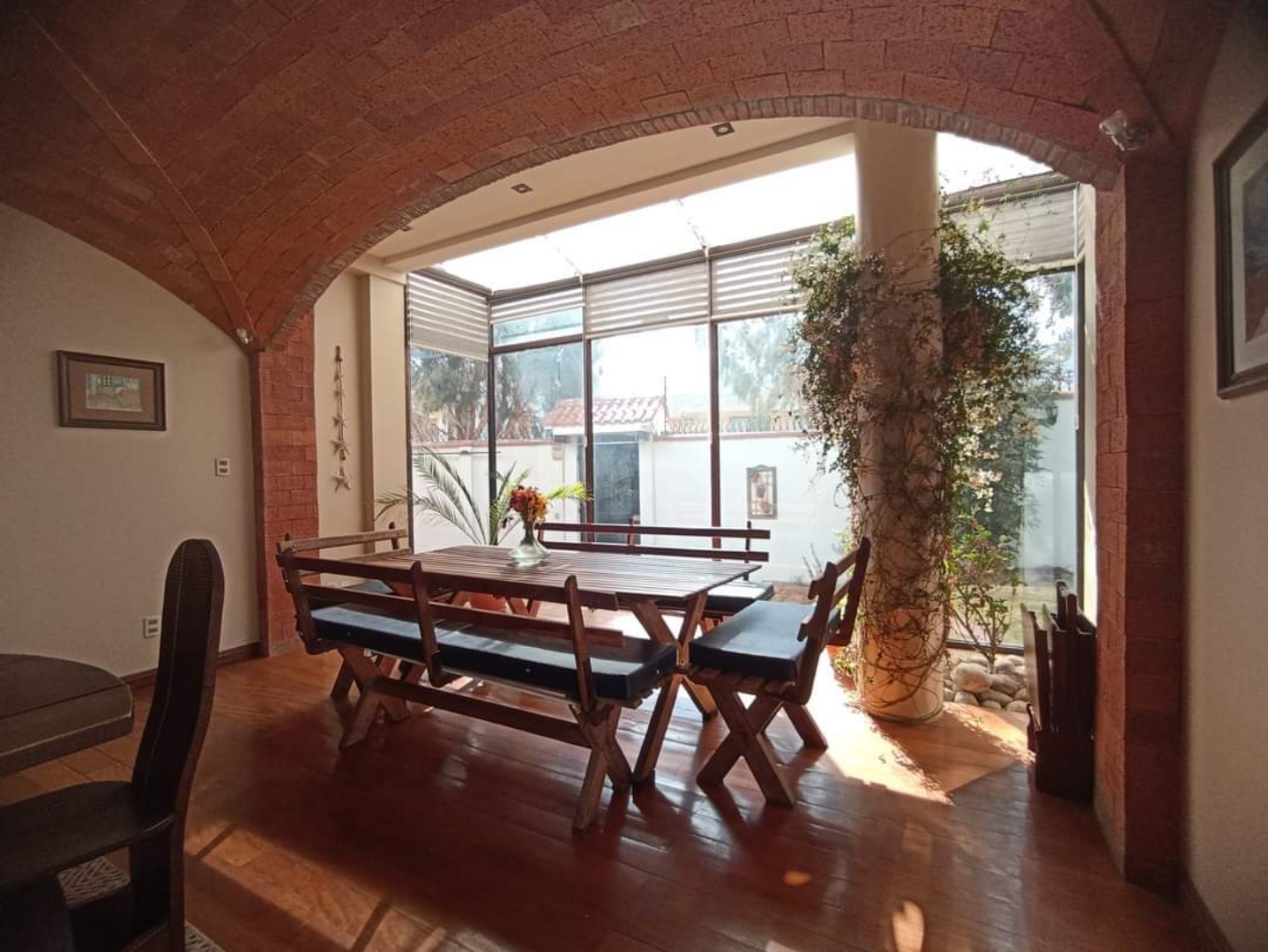 Casa en Irpavi en La Paz 4 dormitorios 5 baños 3 parqueos Foto 18