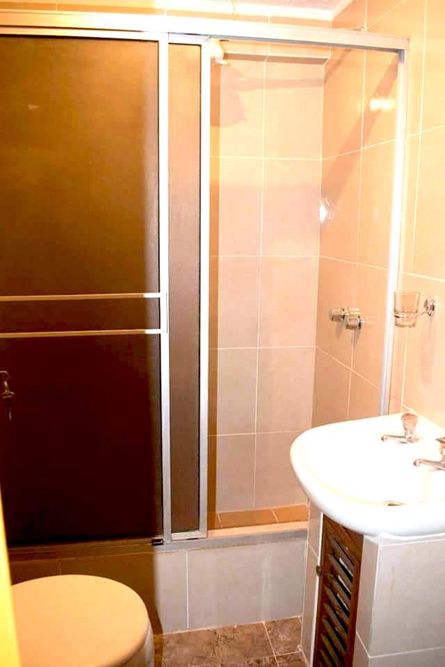 Departamento en AlquilerLOS PINOS 3 dormitorios 2 baños  Foto 7