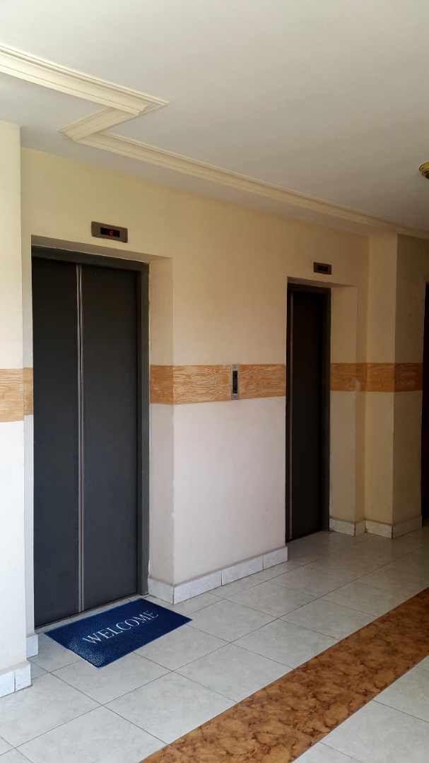 Departamento en Noroeste en Cochabamba 2 dormitorios 2 baños  Foto 5