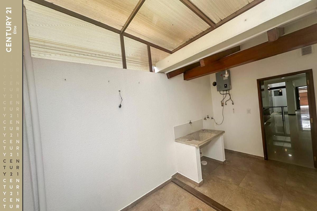 Casa en AlquilerCASA EN ALQUILER AV. ALEMANA Foto 19