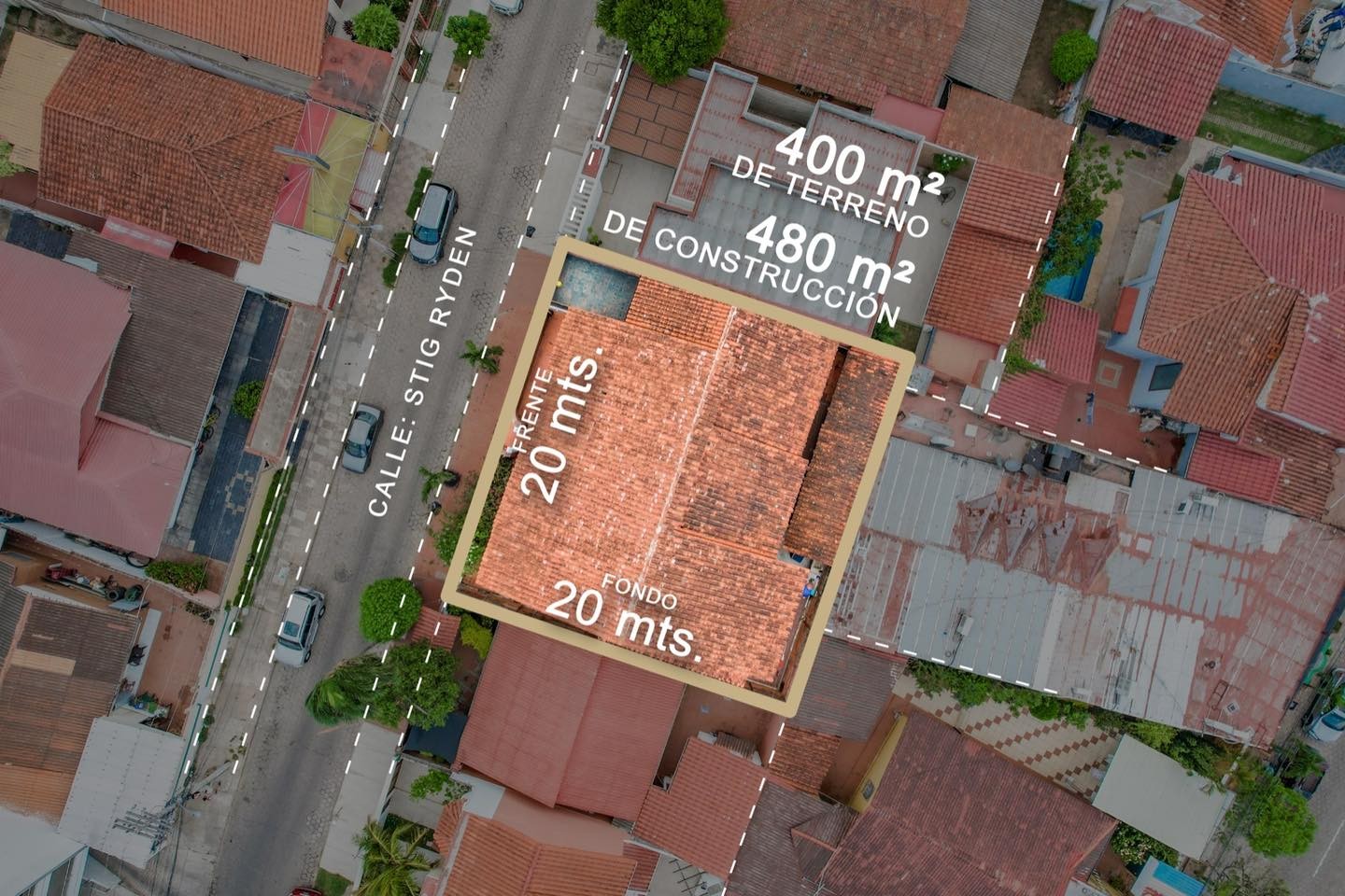 Casa en Entre 3er y 4to anillo Norte en Santa Cruz de la Sierra 6 dormitorios 6 baños 3 parqueos Foto 3