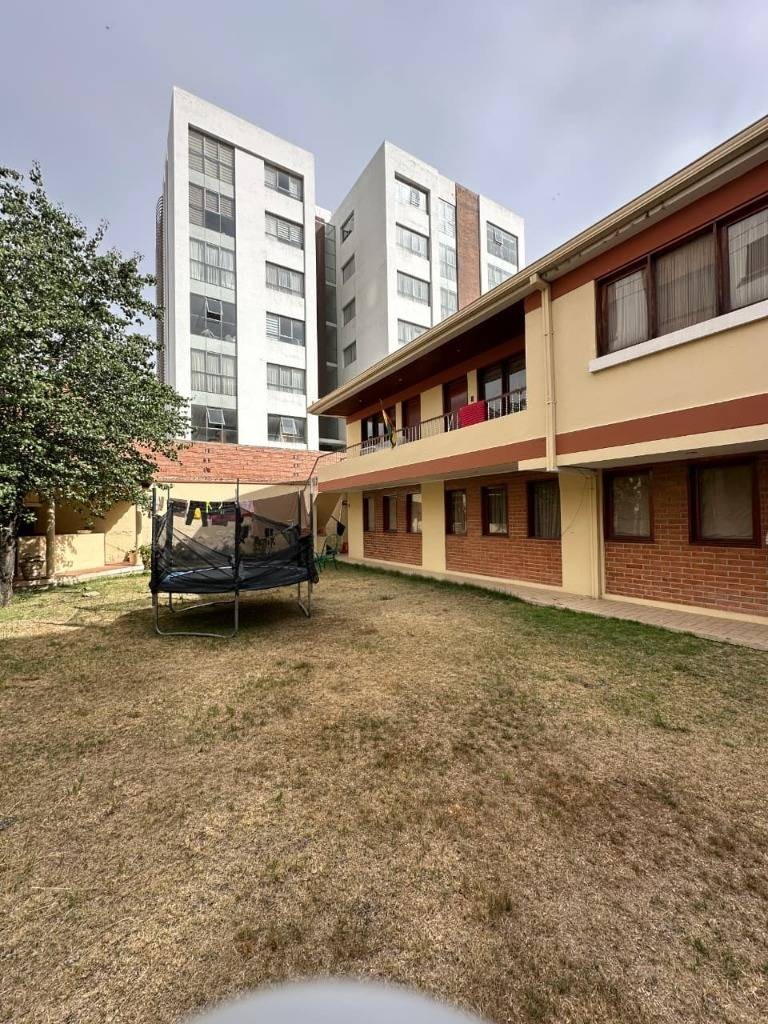 Casa en VentaACHUMANI, CALLE 35 4 dormitorios 5 baños 3 parqueos Foto 5