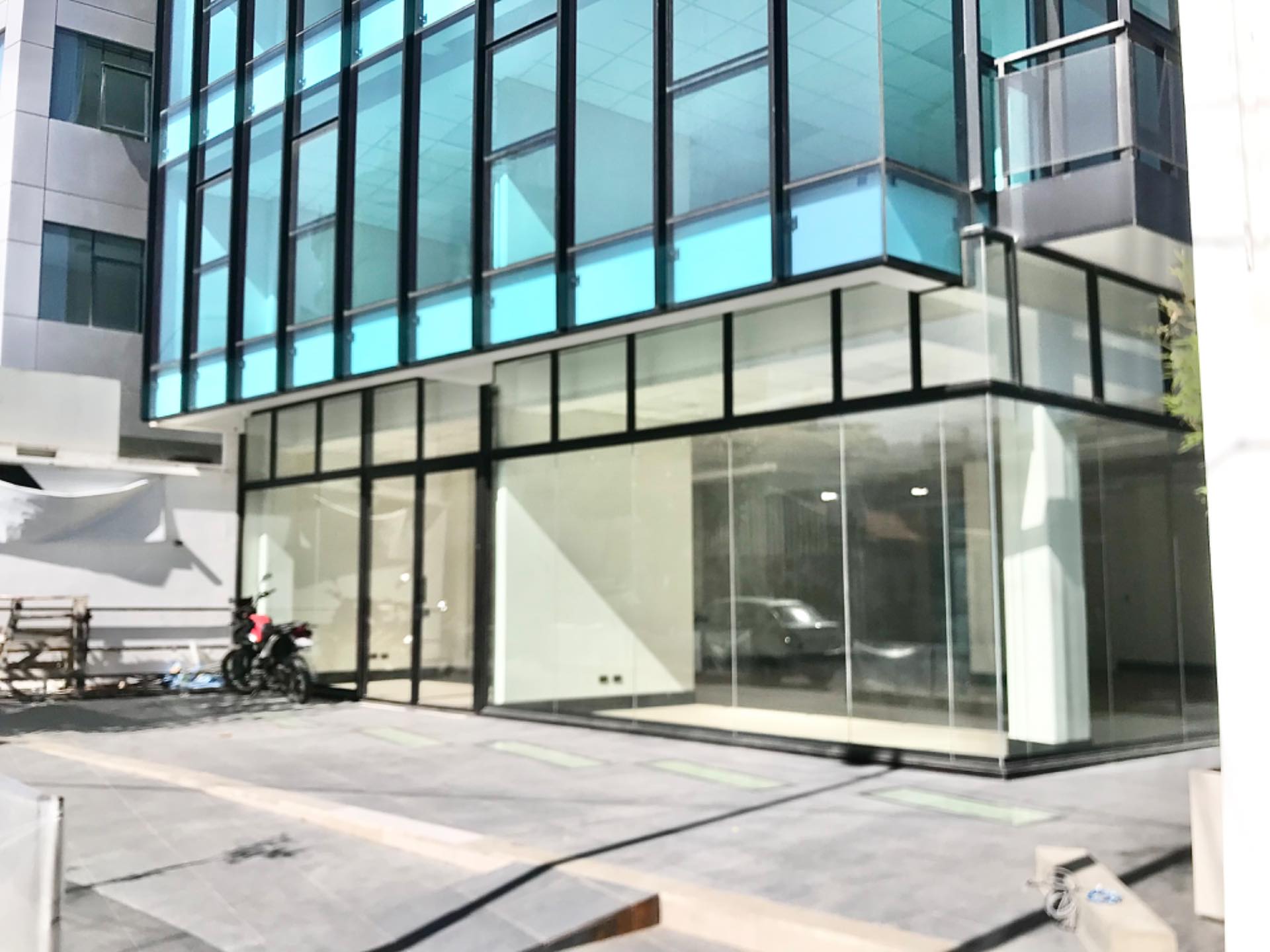 Local comercial en San Miguel en La Paz  2 baños  Foto 1