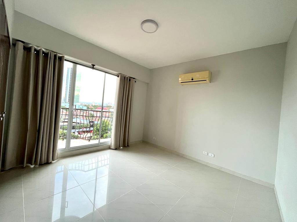 Departamento en VentaCONDOMINIO ARETE AV BENI ENTRE 1 er y 2 do ANILLO Foto 7