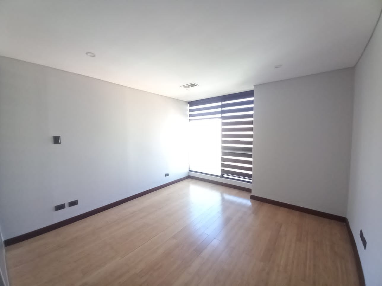 Departamento en AlquilerCalacoto calle 17 3 dormitorios 3 baños 1 parqueos Foto 7