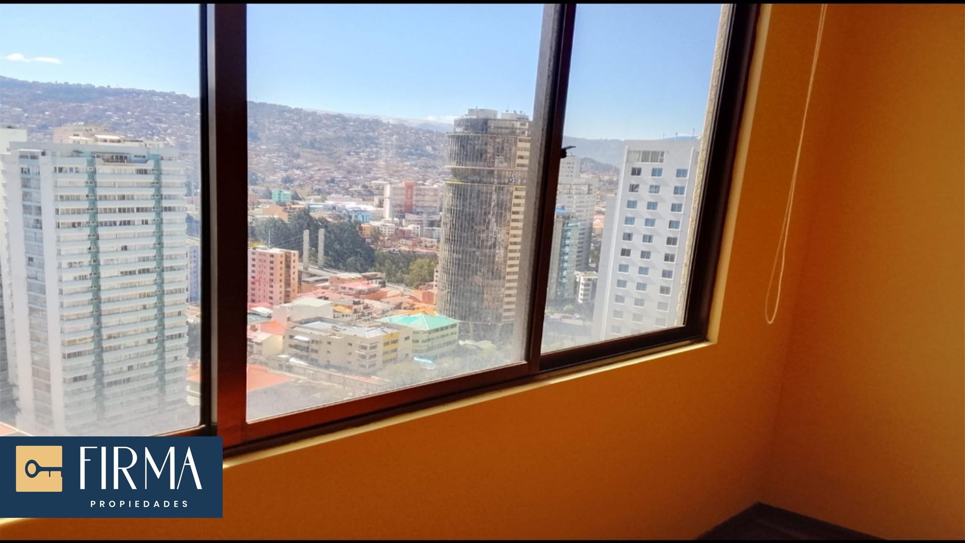 Departamento DEPARTAMENTO EN ALQUILER, AV. 6 DE AGOSTO SAN JORGE Foto 9