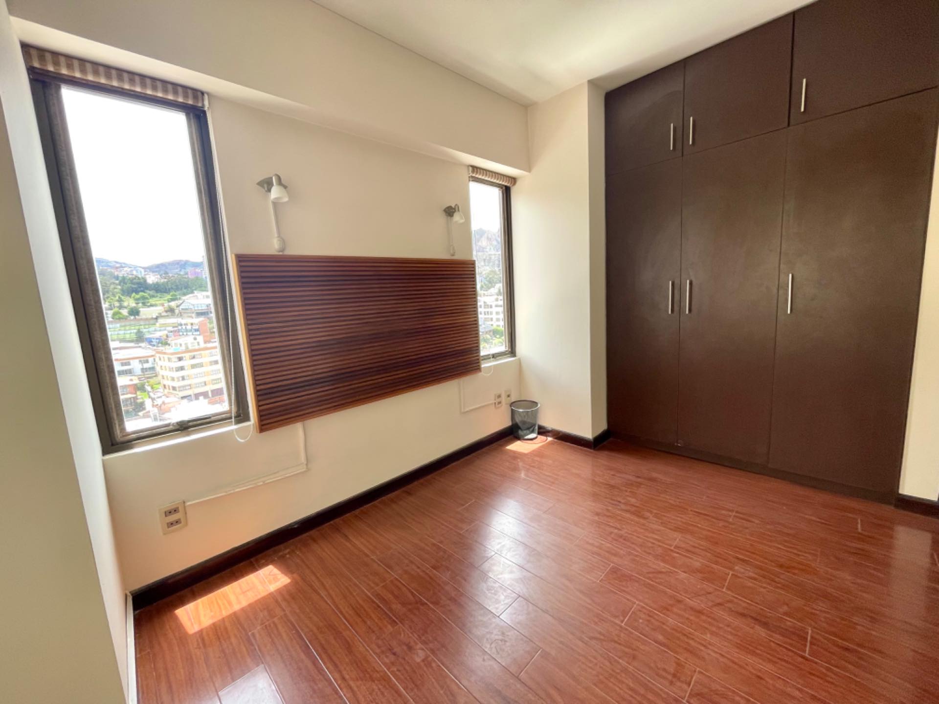 Departamento en Calacoto en La Paz 1 dormitorios 1 baños 1 parqueos Foto 4