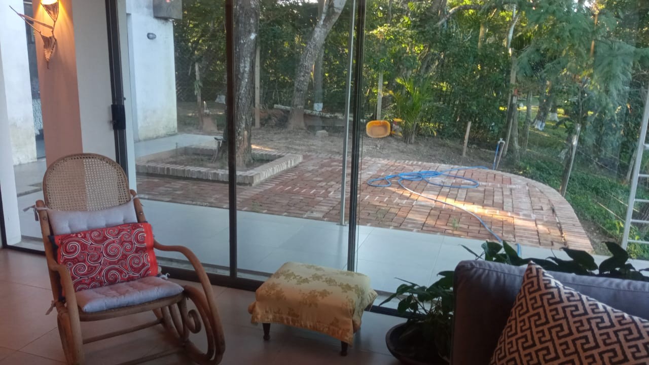 Casa en VentaHERMOSA CASA  de 170m2 construidos en 1280m2 de terreno en  PORONGO Foto 18