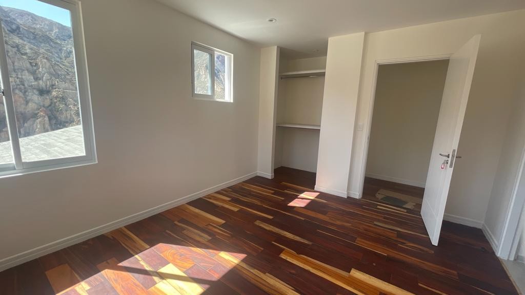 En Alquiler a $us 3,000 Foto 5