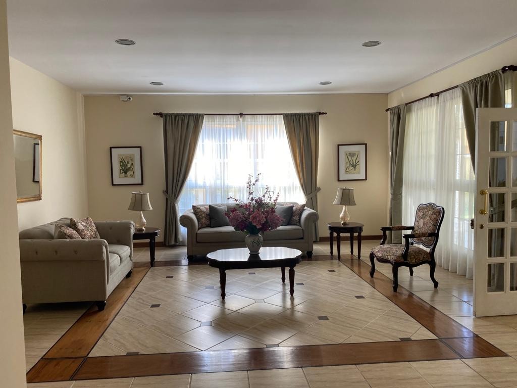 En Venta a $us 240,000 Foto 3