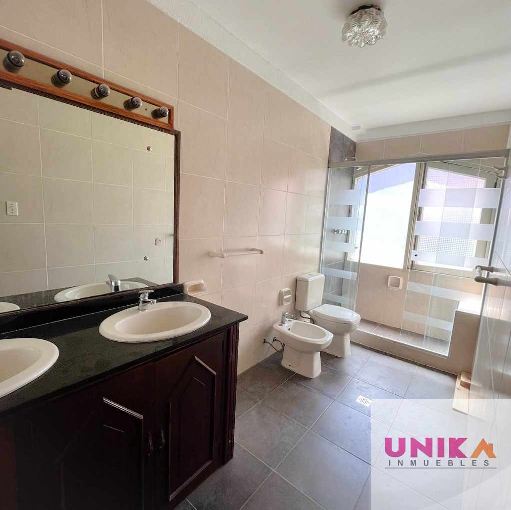 Casa en Alquiler🏡 ‼️PROMOCION ‼️ Hermosa y amplia casa en alquiler, La Florida. Foto 10