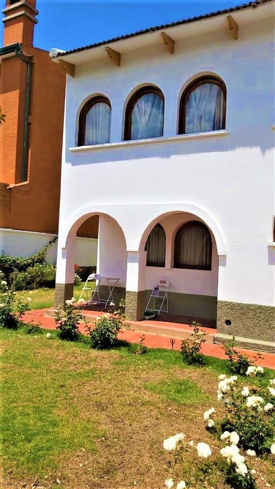 Casa en Irpavi en La Paz 5 dormitorios 6 baños 5 parqueos Foto 1