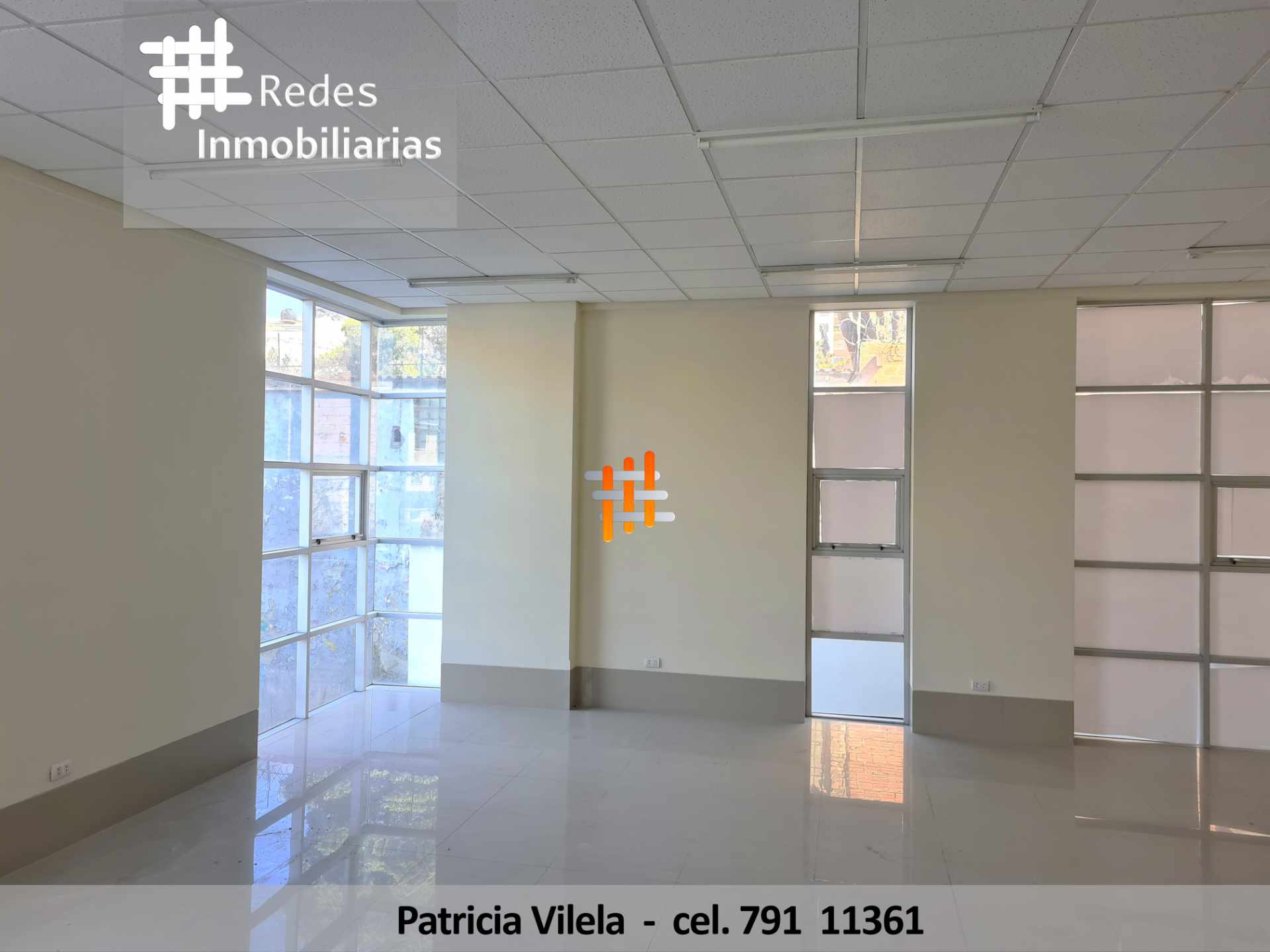 Local comercial en VentaLOCAL COMERCIAL SOBRE AV. HERNANDO SILES OBRAJES EN VENTA  2 baños  Foto 6