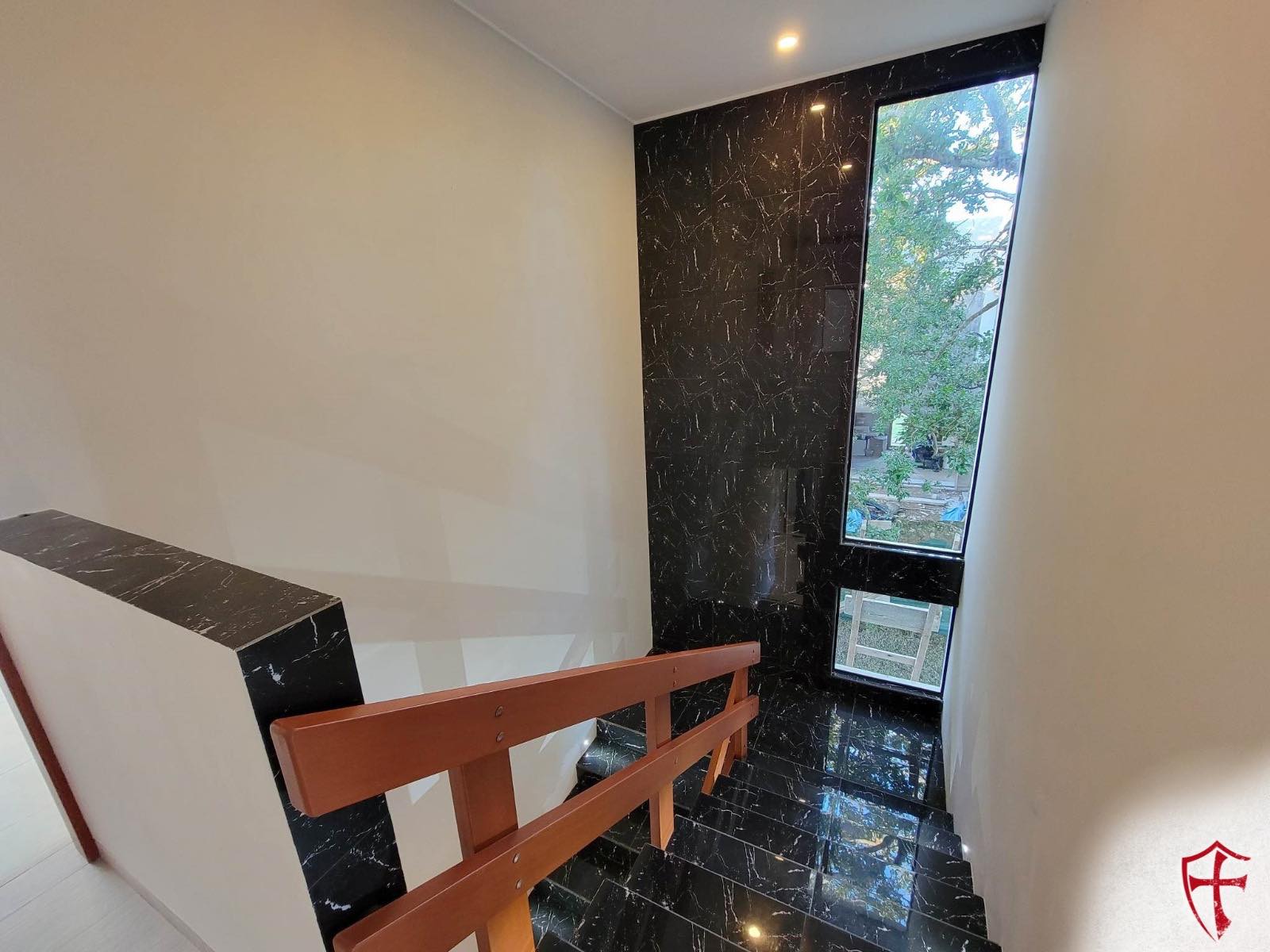 Casa en Urubó en Santa Cruz de la Sierra 5 dormitorios 6 baños 4 parqueos Foto 13