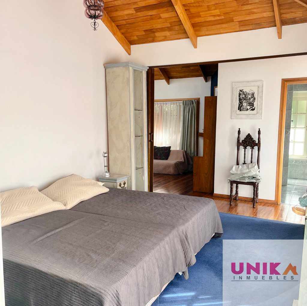 Departamento en Alquiler🏡 HERMOSO DEPARTAMENTO DUPLEX CON JARDIN AMOBLADO Y EQUIPADO EN ALQUILER, ACHUMANI  Foto 7