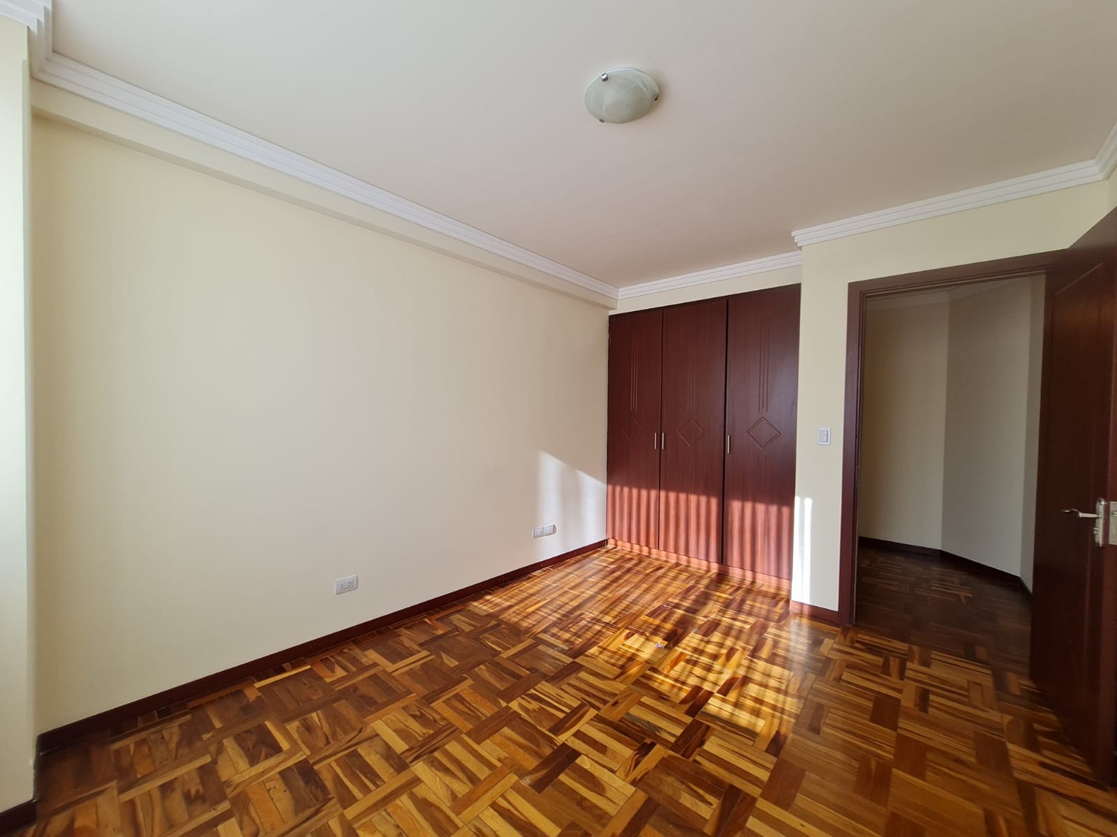 Departamento en VentaObrajes Av. H. Siles Foto 16