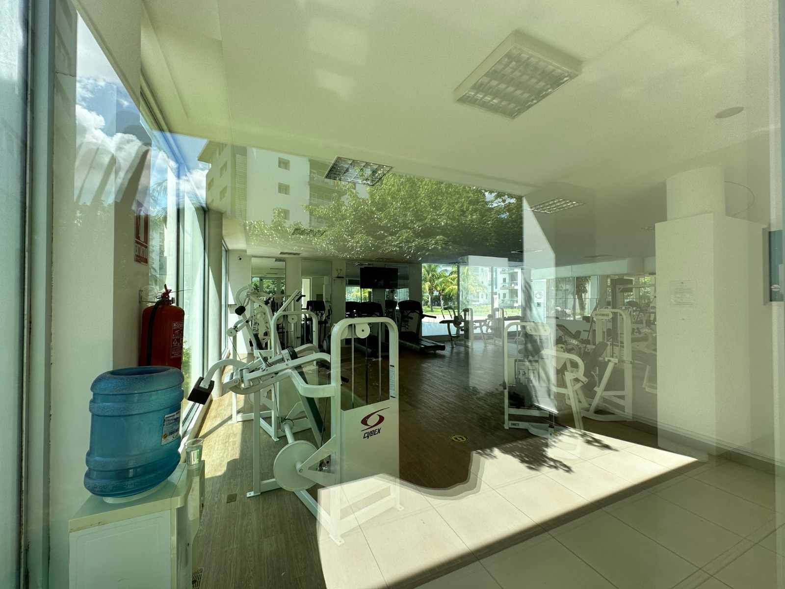 Departamento [CONDOMINIO VISTA VERDE| ZONA OESTE] ALQUILER SIN MUEBLES: DEPARTAMENTO 3 DORMITORIOS CON DEPENDENCIAS Foto 18