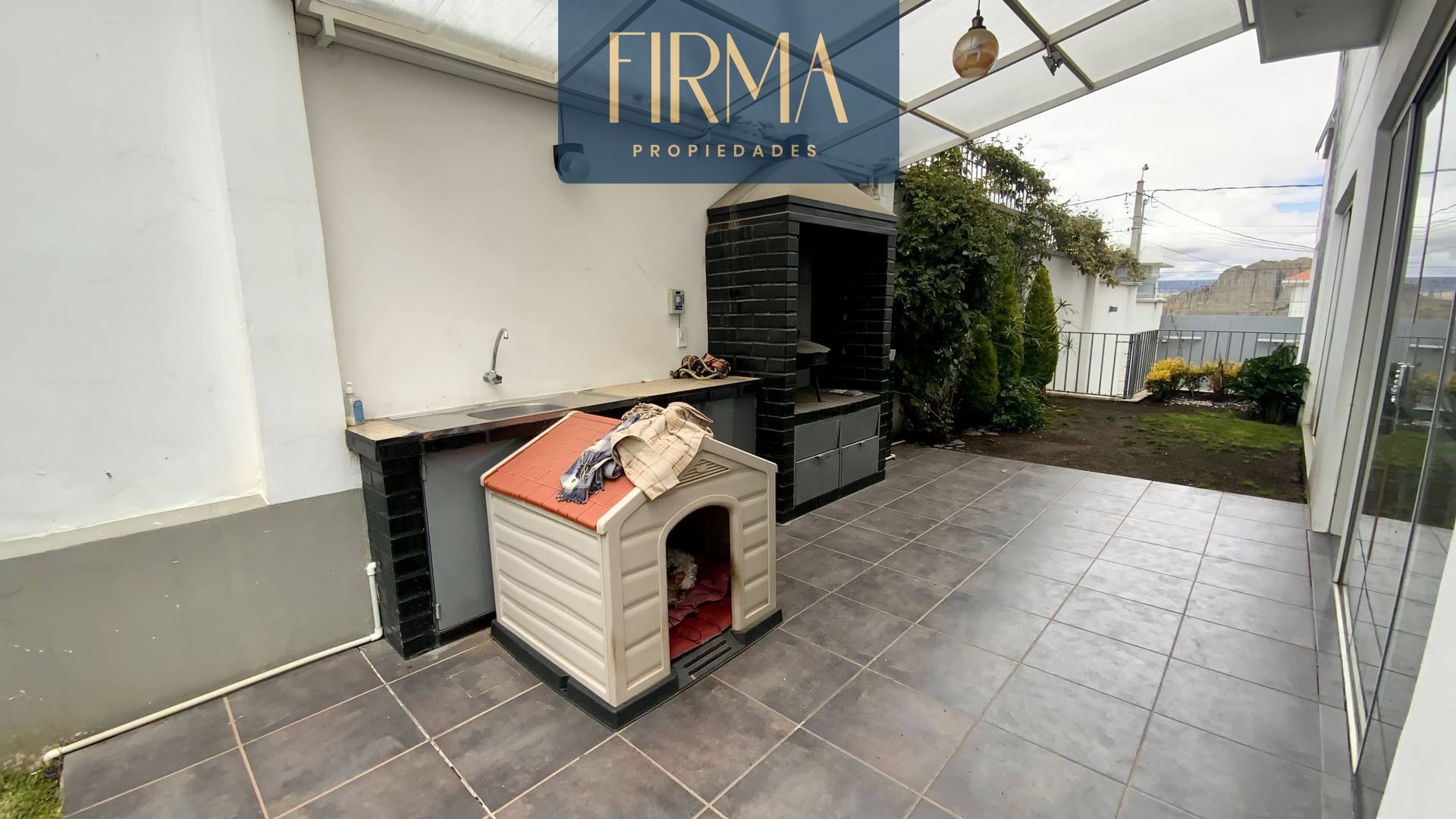 Casa en VentaACHUMANI JARDINES DEL SUR 3 dormitorios 4 baños 3 parqueos Foto 16