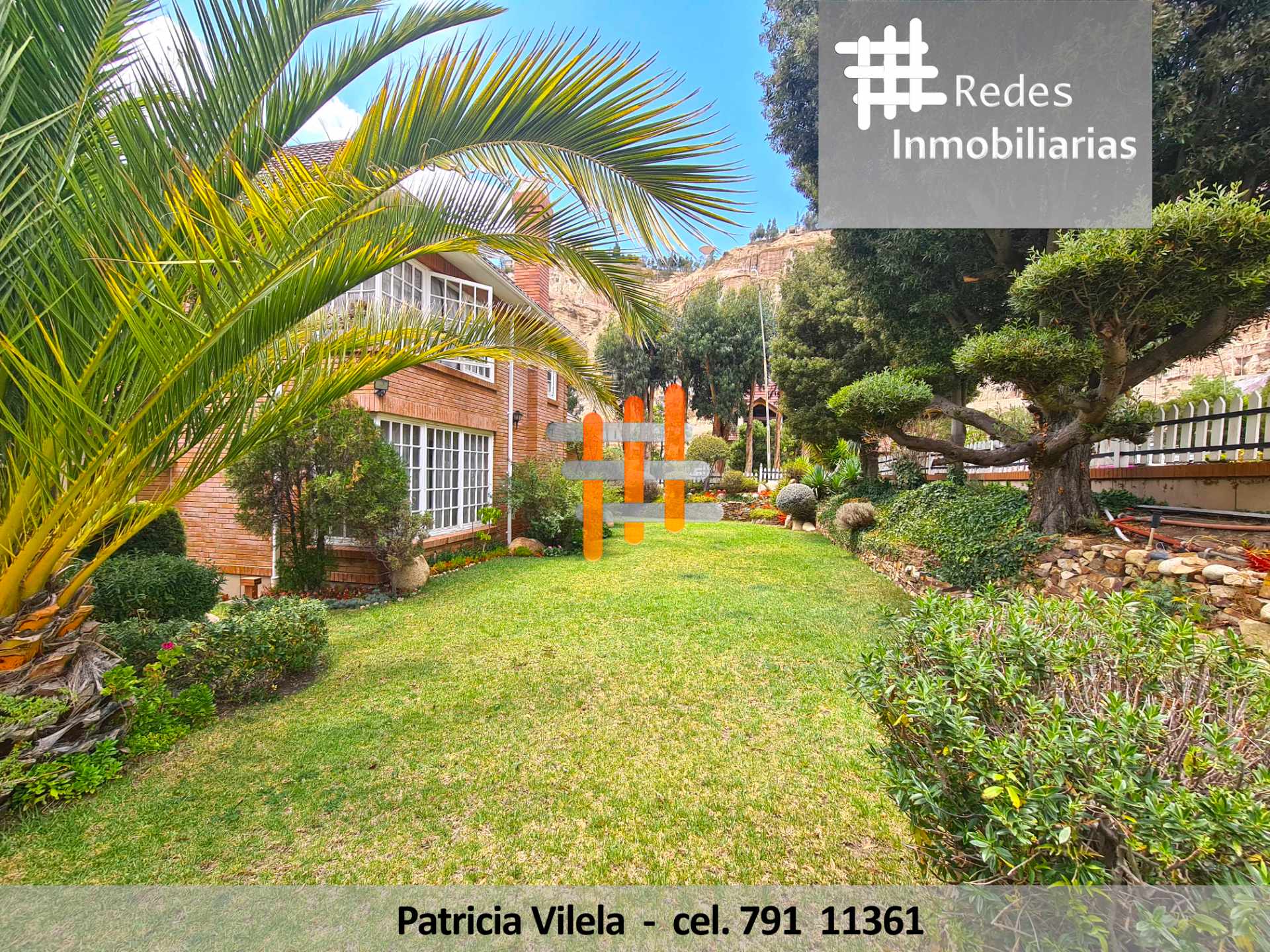 Casa en VentaPRECIOSA CASA ELEGANTE EN CONDOMINIO PRIVADO DE LUJO Foto 2