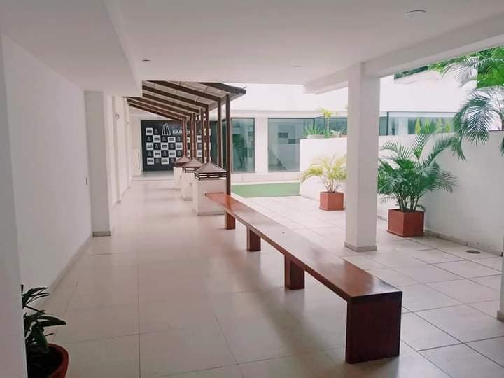 Departamento en AlquilerCALLE TARIJA ENTRE AV. IRALA Y SAAVEDRA 1 dormitorios 2 baños 1 parqueos Foto 4