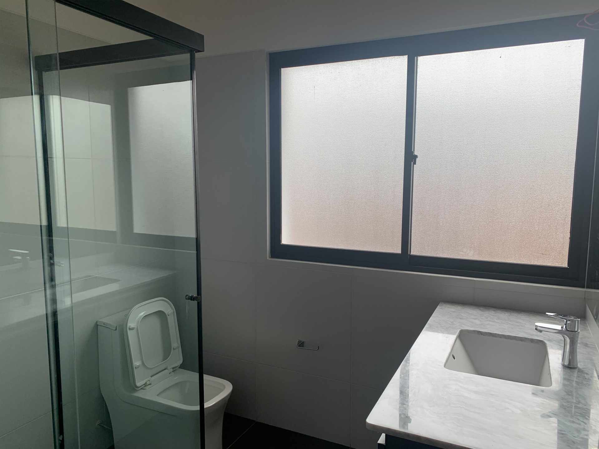 Departamento TORRE 1555 - Av. Gral. Inofuentes entre 21 y 22 de Calacoto. A una cuadra de San Miguel Foto 8