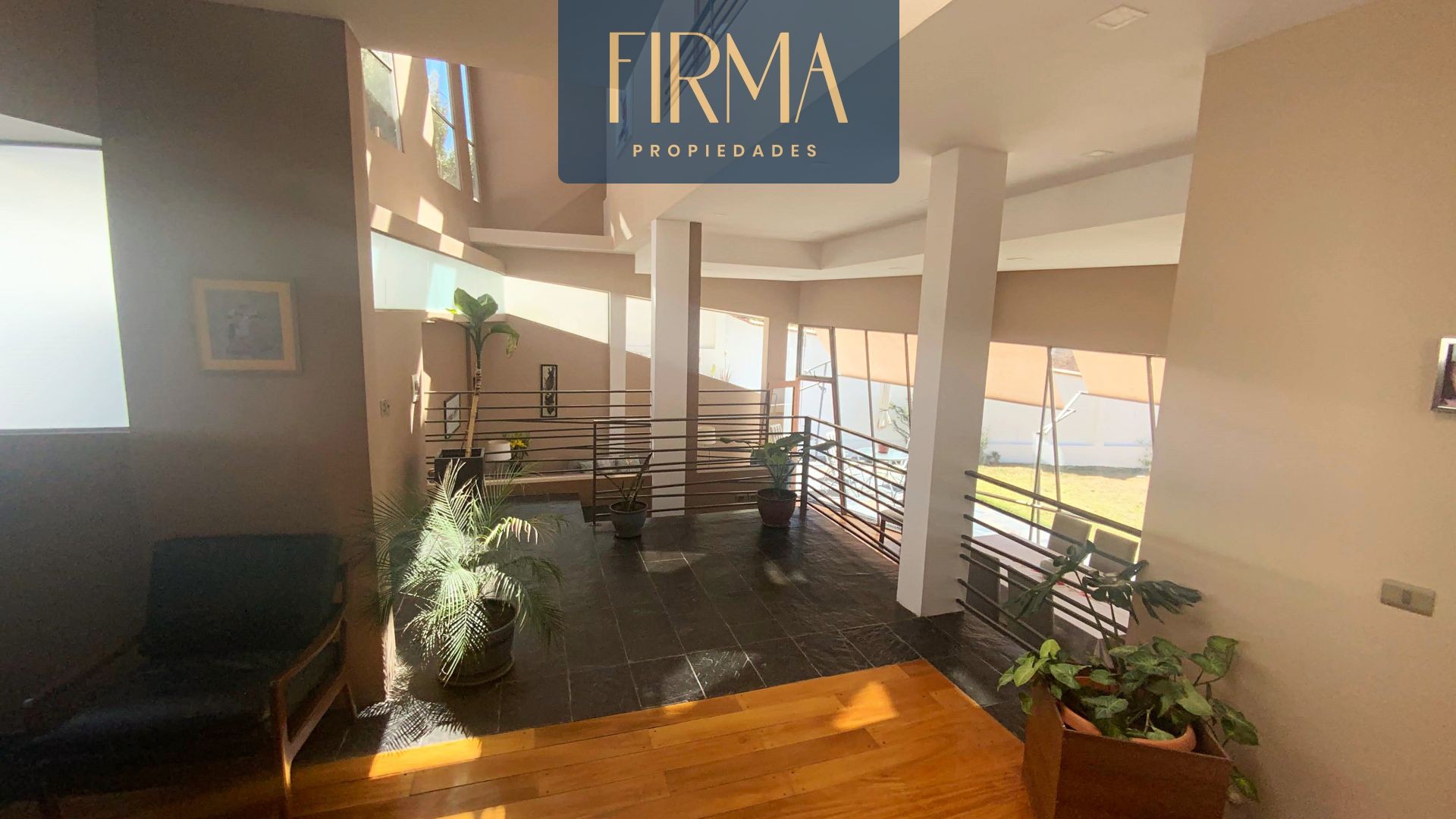 Casa Av Altamirano Foto 33