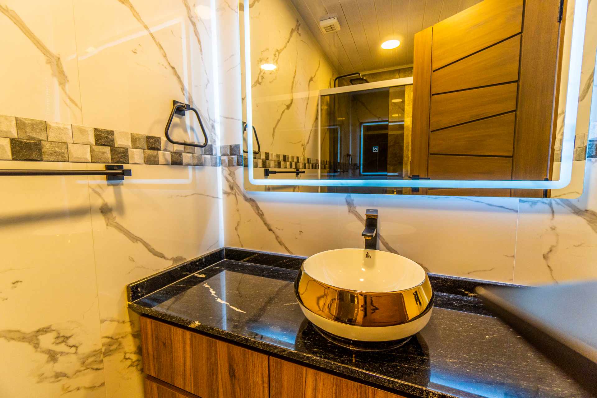 Departamento en Cala Cala en Cochabamba 3 dormitorios 3 baños 1 parqueos Foto 9