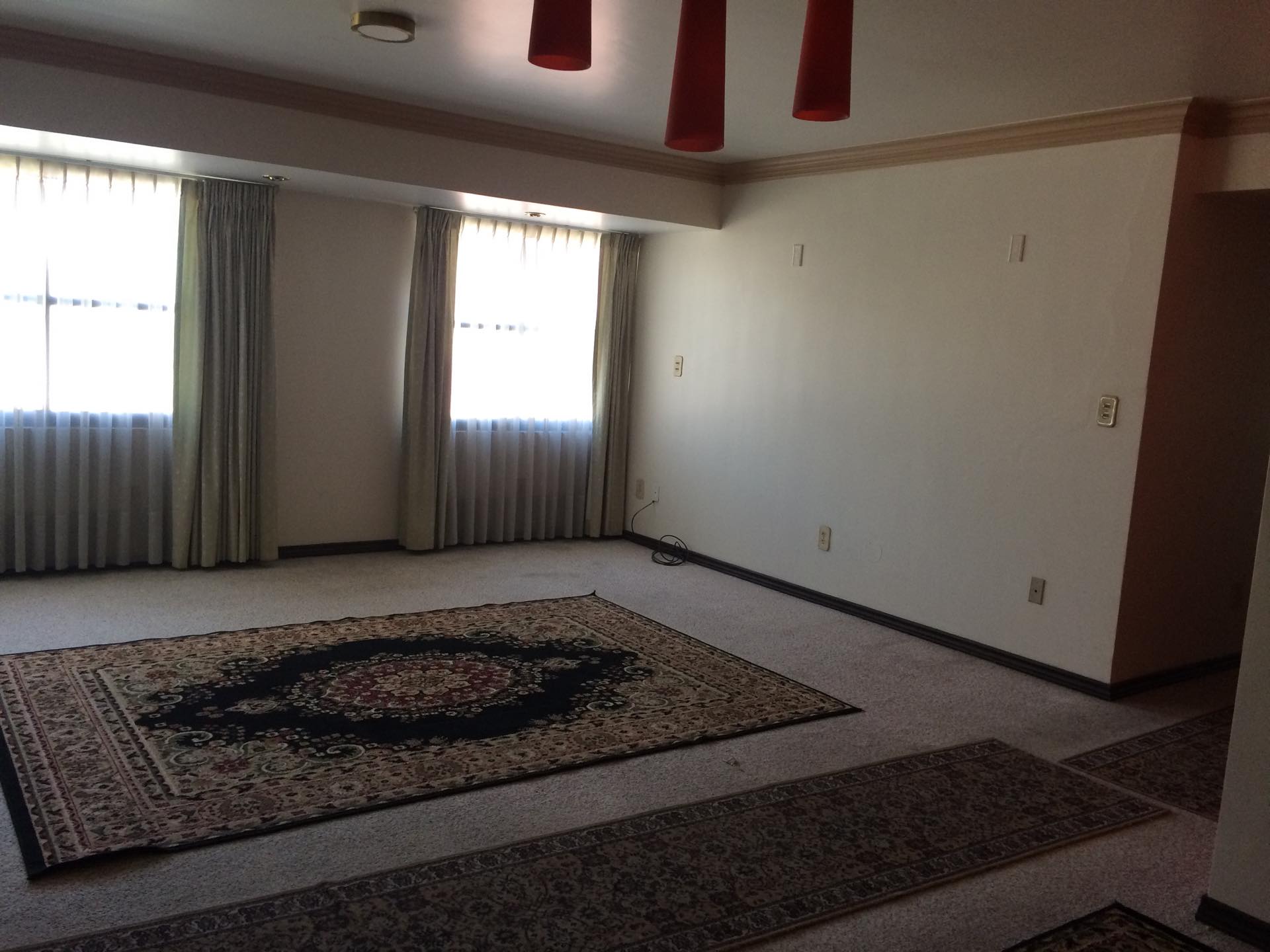 Departamento en Venta HERMOSO Y SOLEADO DEPARTAMENTO EN LA 21 CALACOTO 3 dormitorios 4 baños 1 parqueos Foto 1