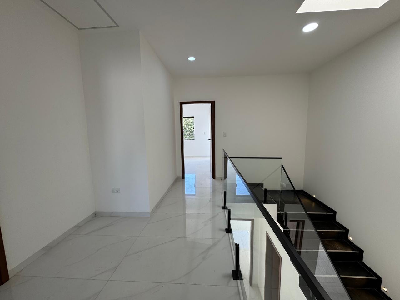 Casa en VentaSexto anillo, zona sur 4 dormitorios 4 baños 2 parqueos Foto 11