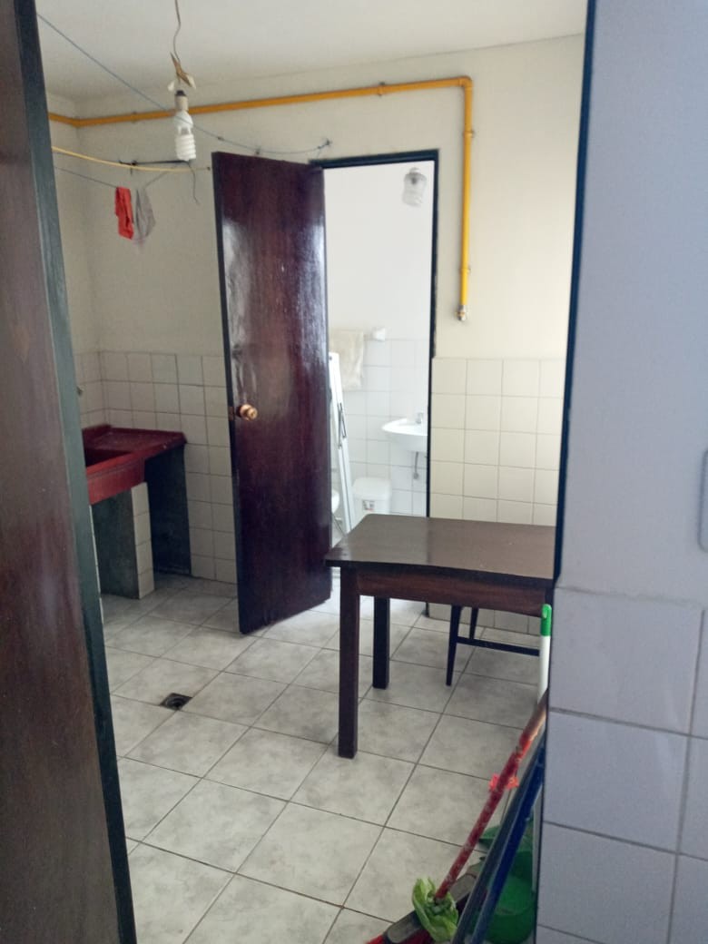 Departamento en VentaSopocachi, 20 de octubre y Guachalla 4 dormitorios 3 baños 1 parqueos Foto 18